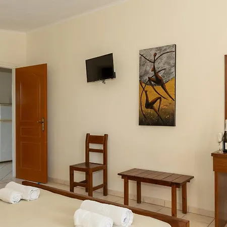 Pahnis Hotel apartamentowy *